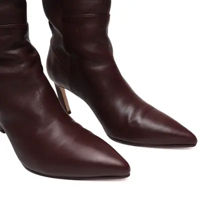STUART WEITZMAN 