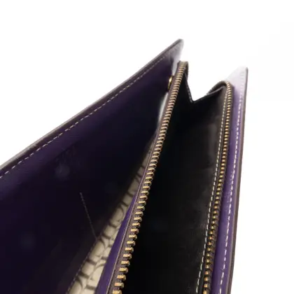 CAROLINA HERRERA 