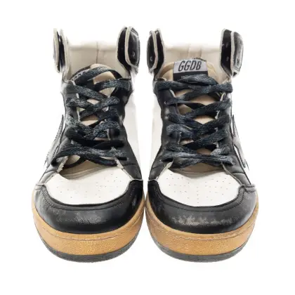 GOLDEN GOOSE 