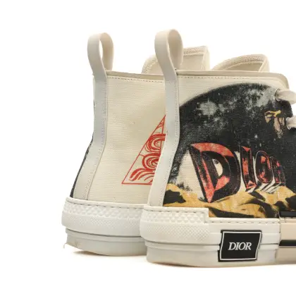 DIOR 