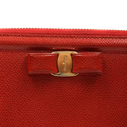 FERRAGAMO 