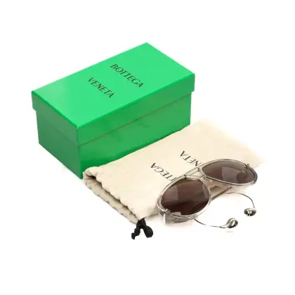 BOTTEGA VENETA LENTES DE SOL