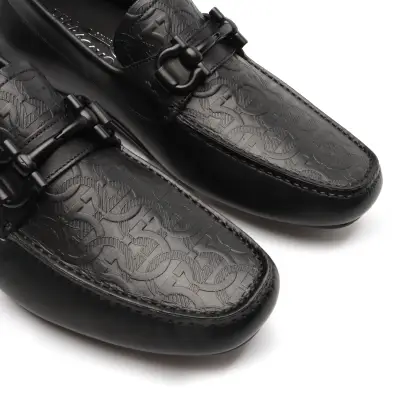 FERRAGAMO VIENEN REDUCIDOS (SE RECOMIENDAN PARA MáXIMO UN HOMBRE QUE CALCE 6.5MX)