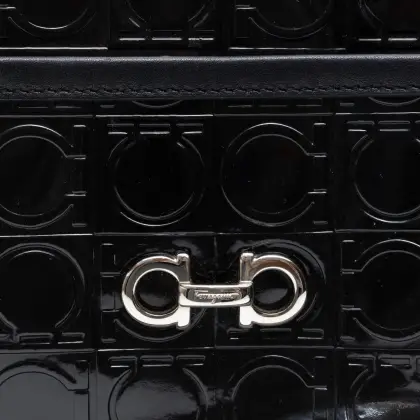 FERRAGAMO 