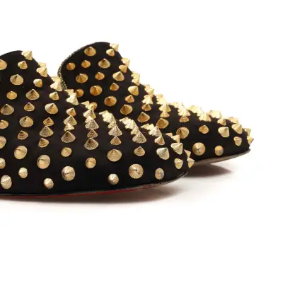 LOUBOUTIN 