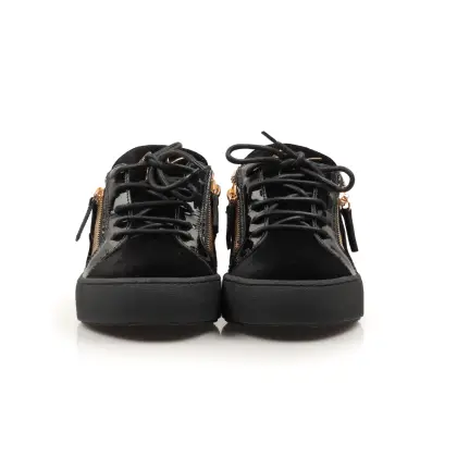 GIUSEPPE ZANOTTI 