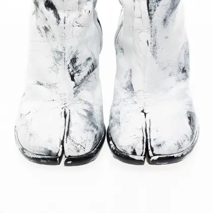 MAISON MARGIELA 