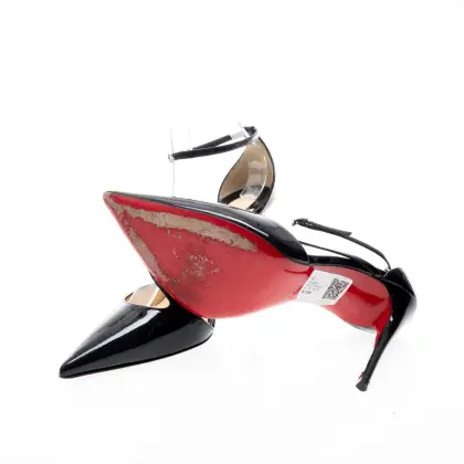 LOUBOUTIN 