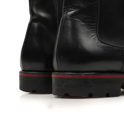 LOUBOUTIN 