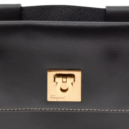 FERRAGAMO 