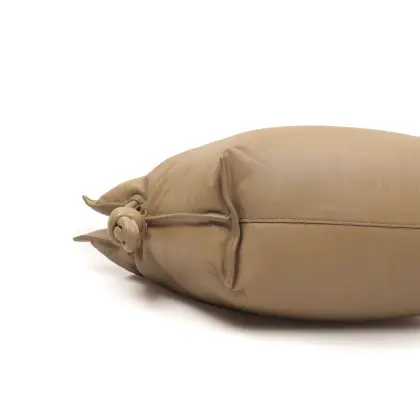 LOEWE CLUTCH FLAMENCO