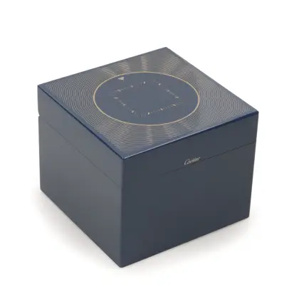 CARTIER ESTUCHE PARA RELOJ Y ANILLOS DE MADERA LACADA