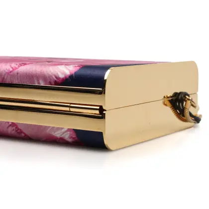 CAROLINA HERRERA 
