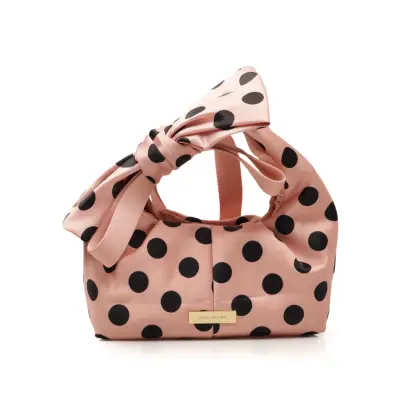 MARC JACOBS 
