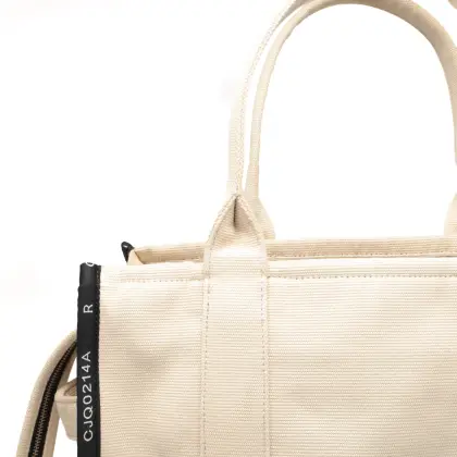 MARC JACOBS 