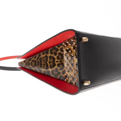 LOUBOUTIN 