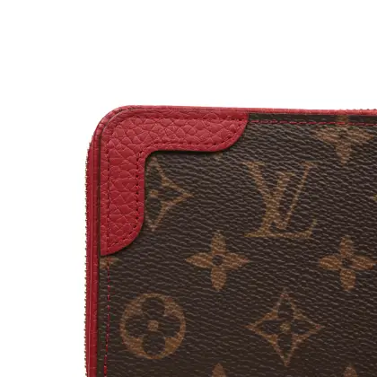 LOUIS VUITTON ZIPPY WALLET RETIRO