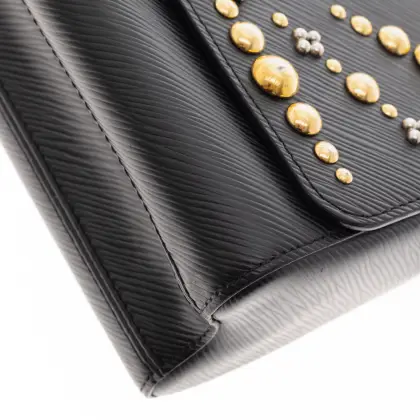 LOUIS VUITTON TWIST EPI