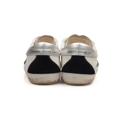GOLDEN GOOSE 