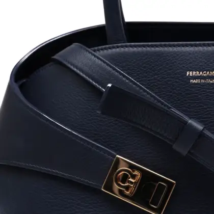 FERRAGAMO 