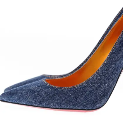 LOUBOUTIN 