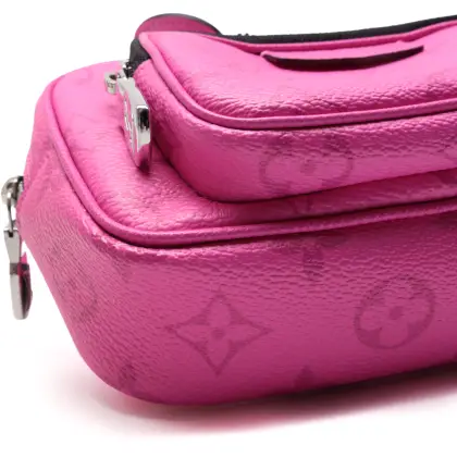 LOUIS VUITTON BELT BAG