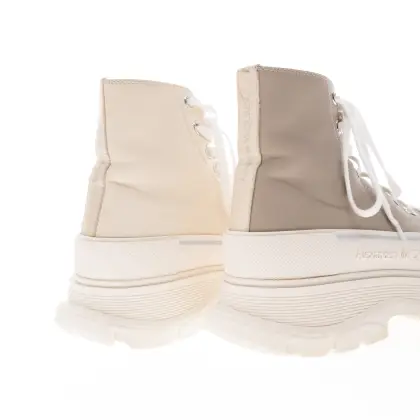 ALEXANDER MCQUEEN 