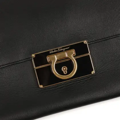 FERRAGAMO 