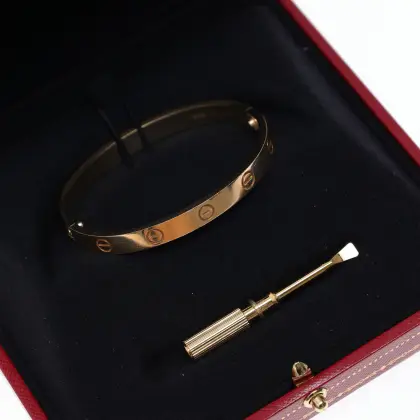 CARTIER 